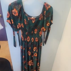Maxi floral dress